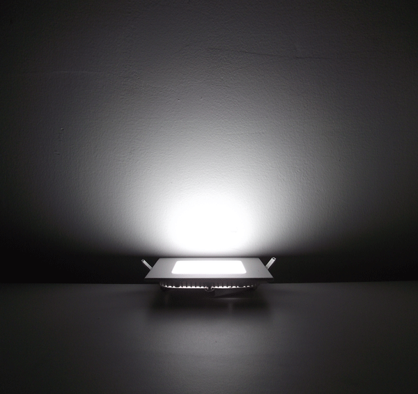 ไฟ LED Down light 3สี ฝังฝ้า แบบบาง หน้าเหลี่ยม 6W 5นิ้ว(12cmx12cm) ZR-MB009S-3