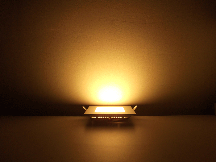 ไฟ LED Down light 3สี ฝังฝ้า แบบบาง หน้าเหลี่ยม 6W 5นิ้ว(12cmx12cm) ZR-MB009S-4