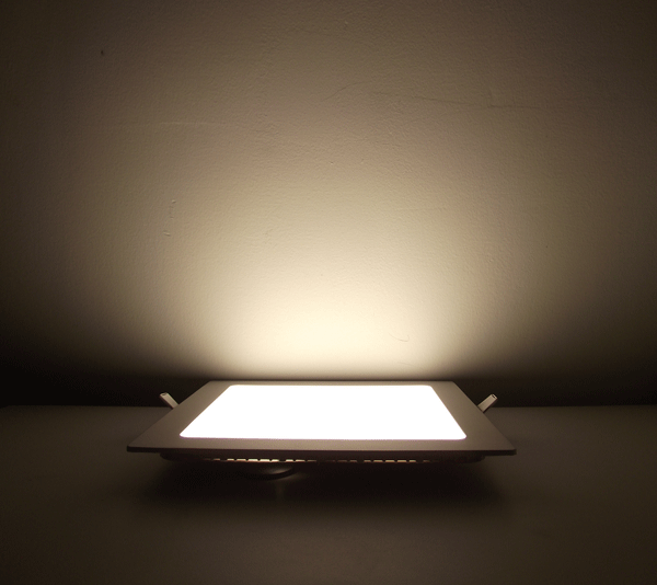 โคมไฟ LED Down light 3สี ฝังฝ้า แบบบาง หน้าเหลี่ยม 18W 9นิ้ว (22cmx22cm)- ZR-MB0013S-3
