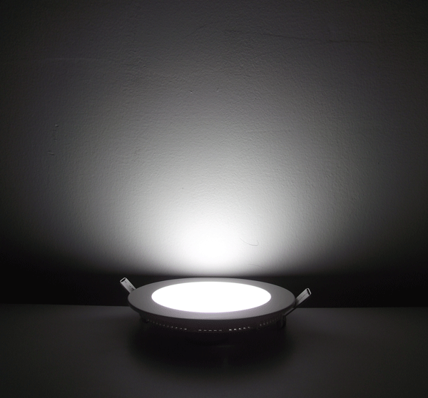 ไฟ LED Down light 3สี ฝังฝ้า แบบบาง หน้ากลม 9W 6นิ้ว (14.5cm) ZR-MB0010R-2