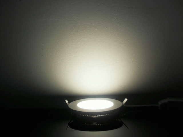 ไฟ LED Down light 3สี ฝังฝ้า แบบบาง หน้ากลม 6W 5นิ้ว(12cm) ZR-MB009R-3